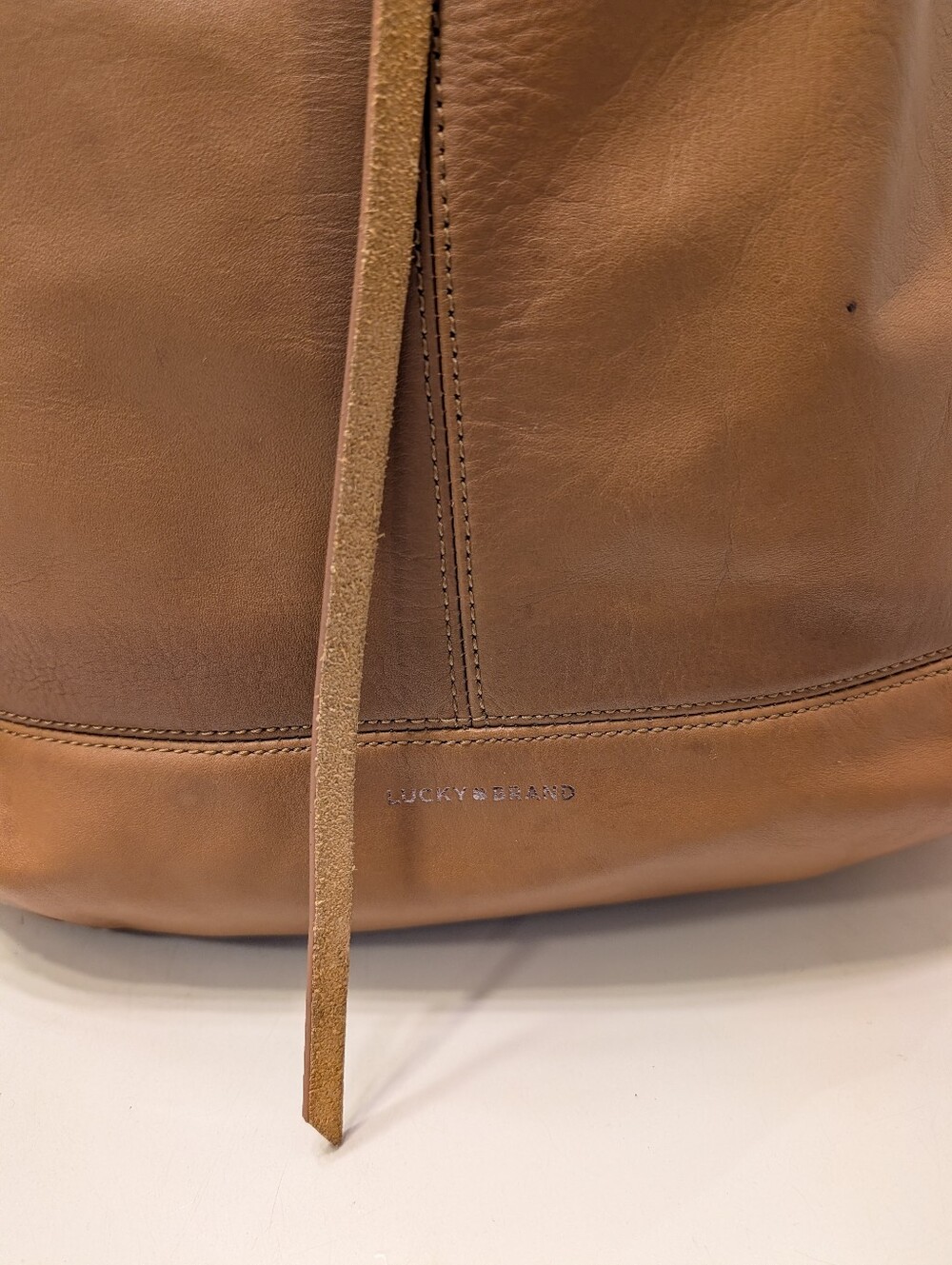 🤎 Vintage Lucky Brand Mia Classic Leather Hobo Shoulder Satchel Bag in Cognac - Picture 6 of 16
